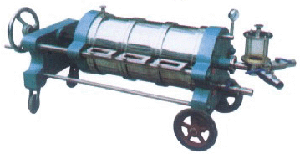 硅藻土過濾器┃鈉離子交換器_軟化器┃液體定量灌裝機〓河南鄭