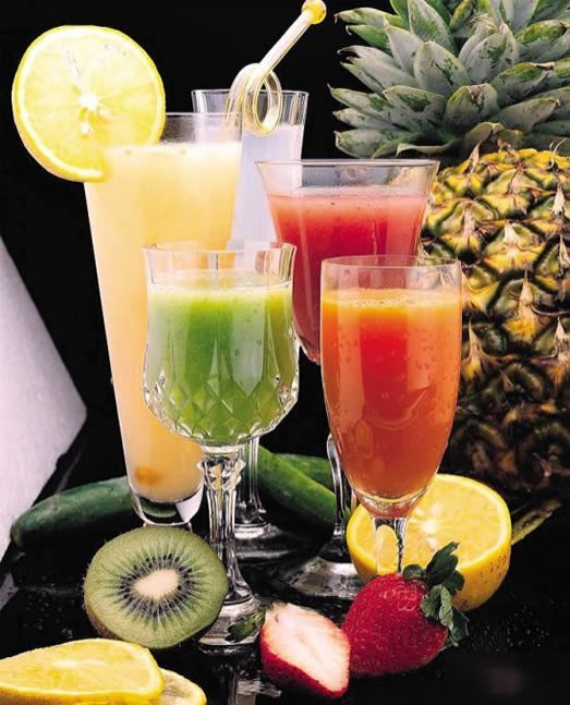 飲用純果汁過(guò)量易導(dǎo)致營(yíng)養(yǎng)不良