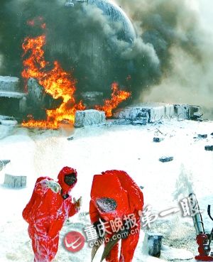 重慶一家化工廠鍋爐發生爆炸(組圖)
