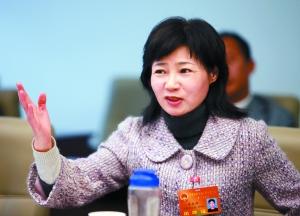 產(chǎn)業(yè)資本金融資本結(jié)合大力發(fā)展低碳環(huán)保產(chǎn)業(yè)