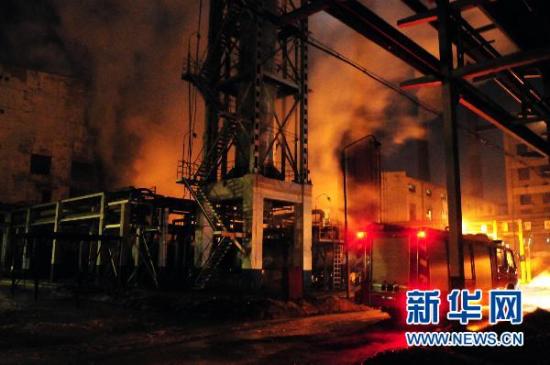 黑龍江齊齊哈爾市一化工廠發生爆炸2人受傷(組圖)
