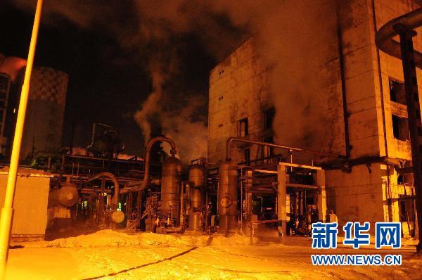 黑龍江齊齊哈爾市一化工廠發生爆炸2人受傷(組圖)