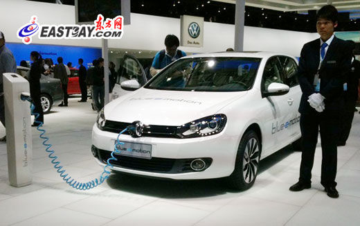 上海國(guó)際車展聚焦：多家車商攜新能源陣營(yíng)進(jìn)駐[組圖]