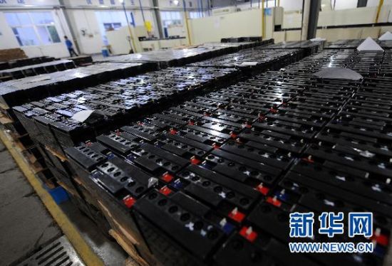 這是浙江海久電池股份有限公司車間內的蓄電池（5月4日攝）。新華社記者 韓傳號 攝