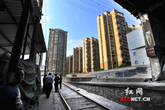 長沙市環保局現場整改金霞糧庫噪音擾民(組圖)