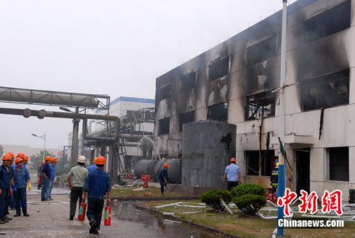 浙江臺州化工廠爆炸百米外玻璃全碎無人員傷亡