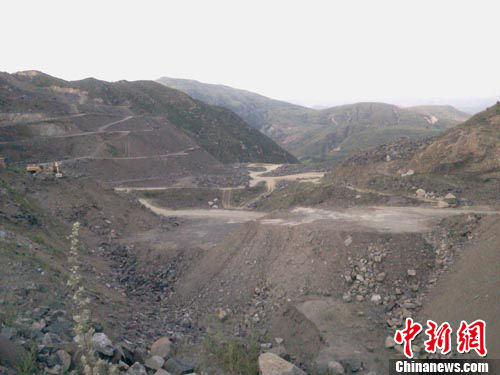恒山慘遭“破相”山西渾源官方稱要溫飽還要環保