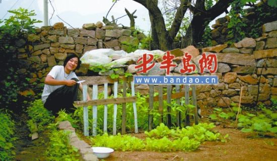 最環(huán)保情侶隱居嶗山自己發(fā)電自造滾筒洗衣機(jī)