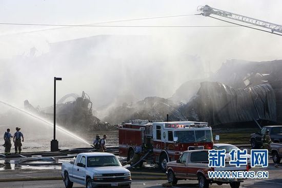 美國達(dá)拉斯南郊化工廠大火基本被撲滅