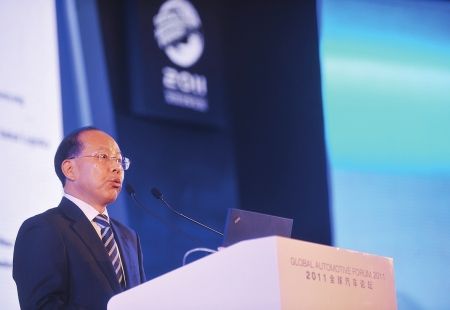 廣汽集團董事長張房有：2015年實現新能源汽車20萬輛