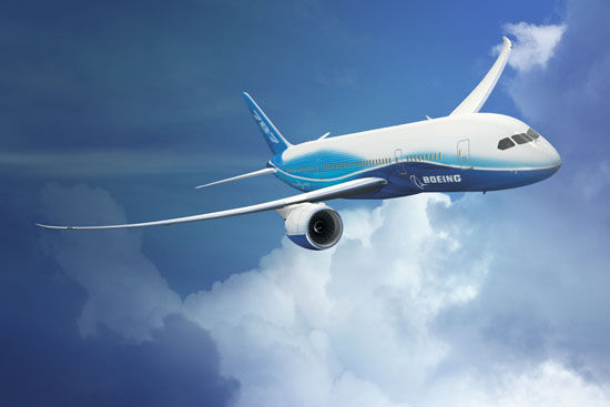 全球最環(huán)保最低耗油波音787夢(mèng)想飛機(jī)今首航