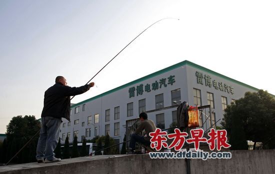瑞華鑄劍新能源車