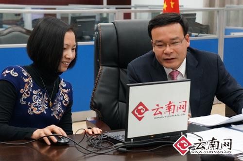 美國訪問學者向昆明副市長建言：中小學生應該學環保知識