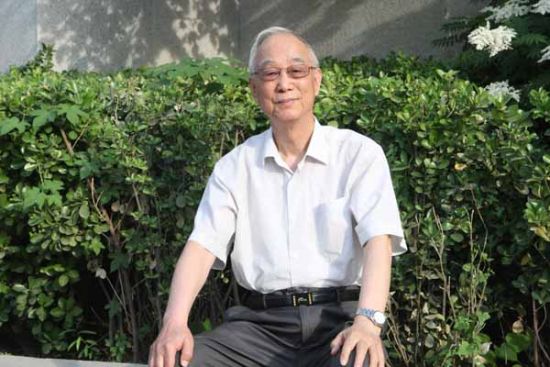 中華環(huán)境保護基金會理事長 曲格平