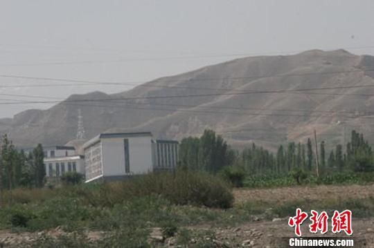 新疆旅游景區(qū)在建煤礦不符合環(huán)保標(biāo)準(zhǔn)被叫停