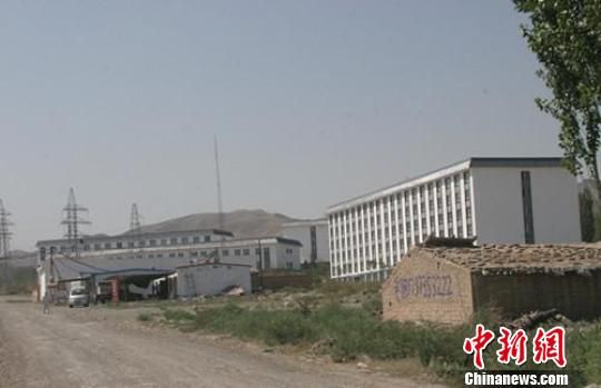 新疆旅游景區(qū)在建煤礦不符合環(huán)保標(biāo)準(zhǔn)被叫停