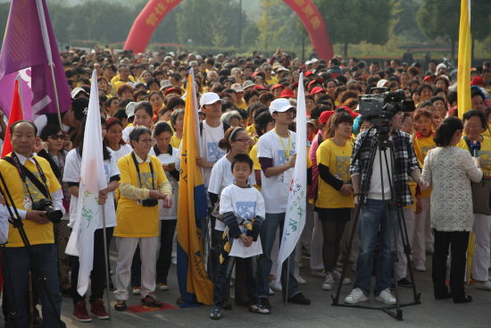 共有3500多名杭州市民參加了本站嘉年華活動。