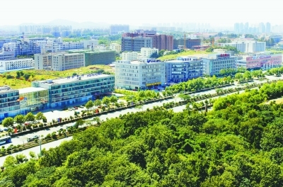告別“化工圍城”邁向軟件和新興產業名城