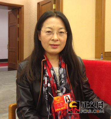 王霞代表建議依法加快推進化工企業集中進園區
