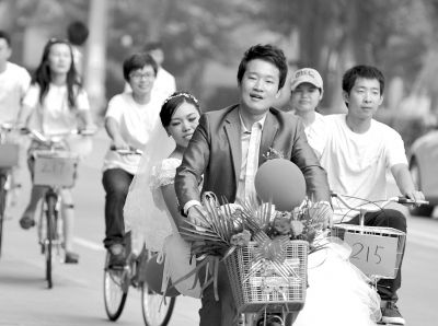 80后“低碳婚禮”浪漫又環(huán)保