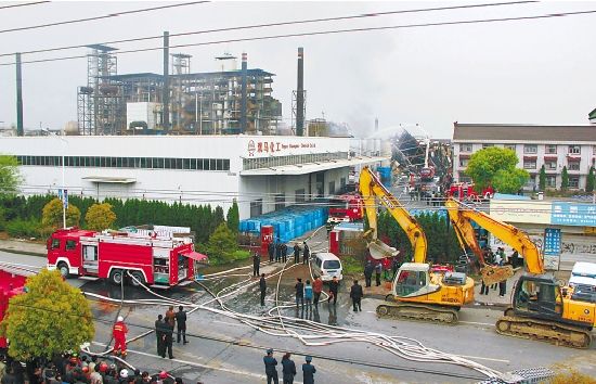 江蘇如皋一化工廠發(fā)生爆炸已致5人死亡