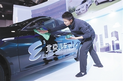 優(yōu)化產(chǎn)品加碼新能源